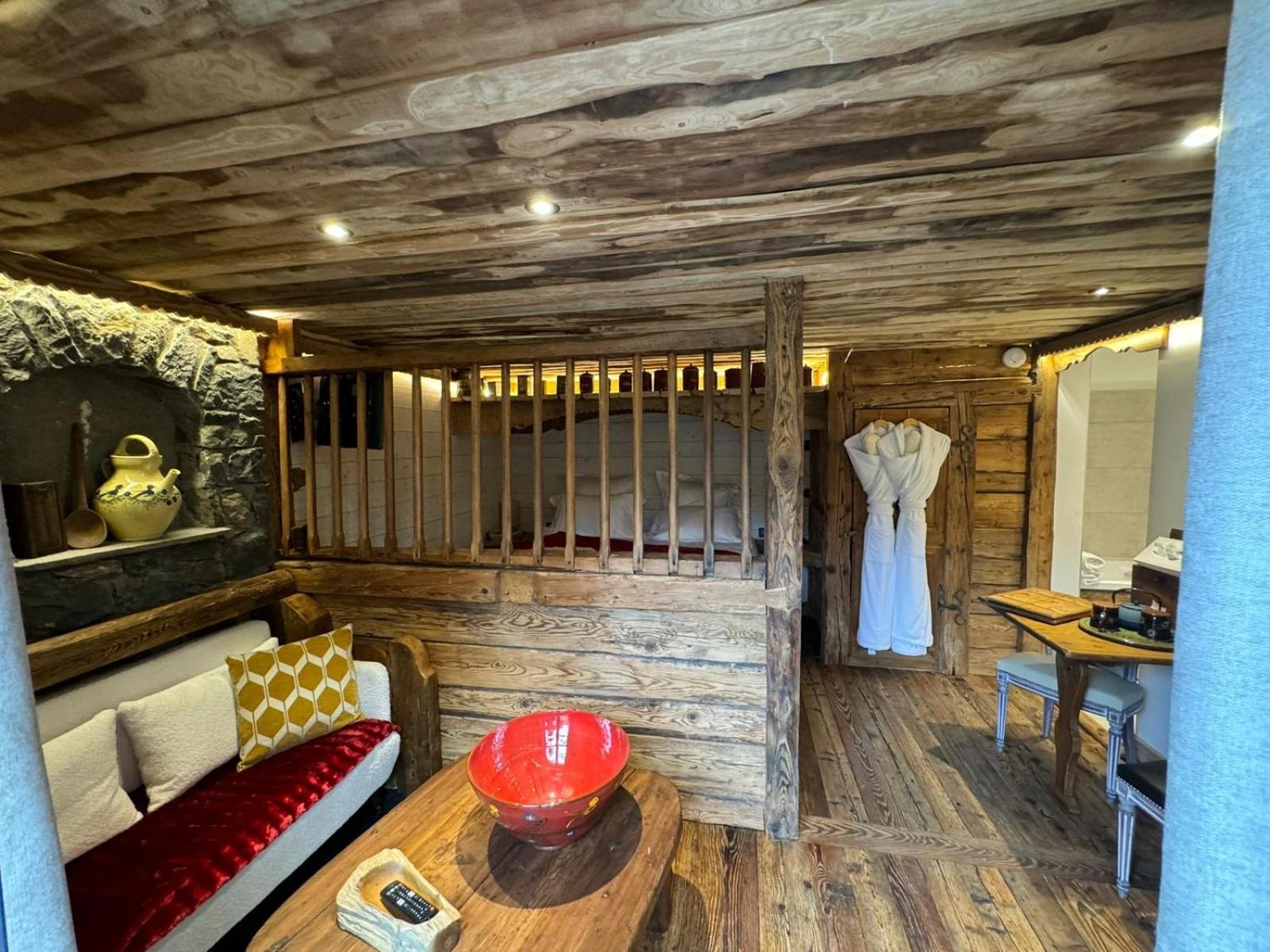 Marc Veyrat Hotel Megeve Exterior photo